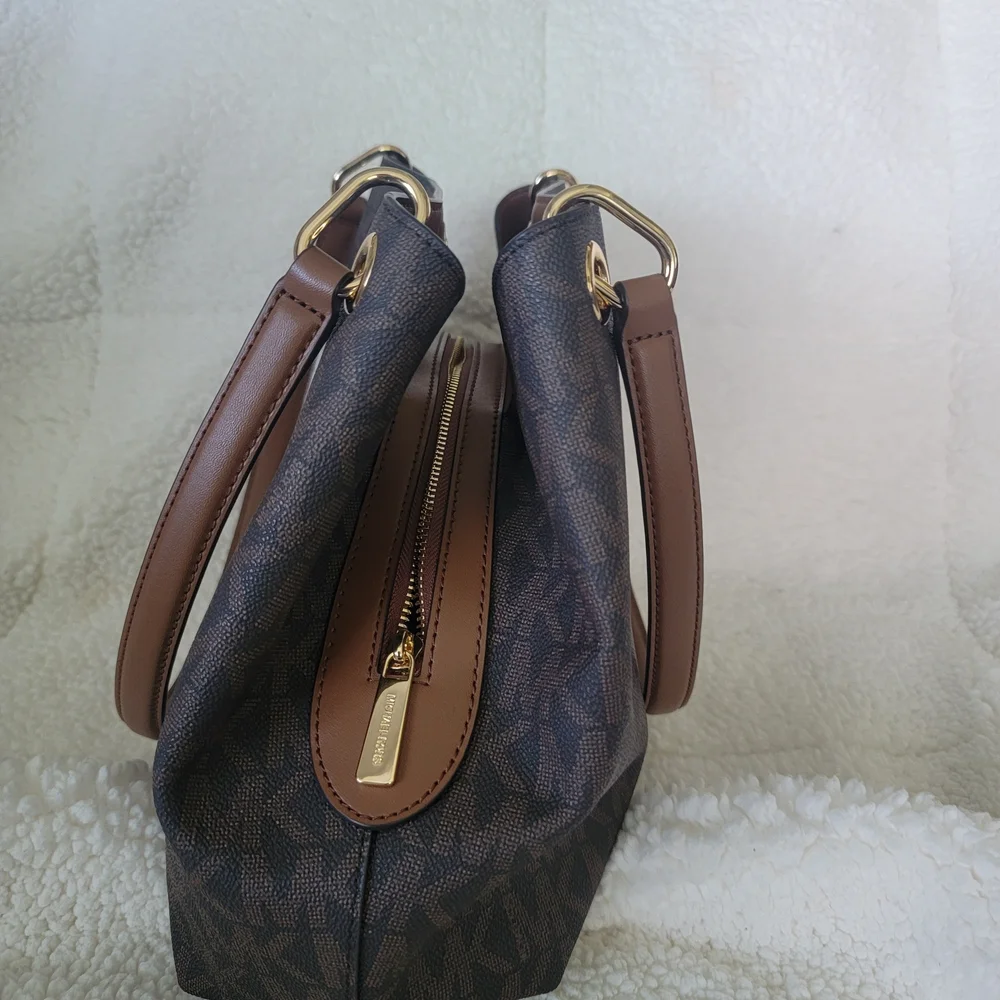 Michael Kors Brown Signature Tote and Wallet Set - Picture 5 of 10